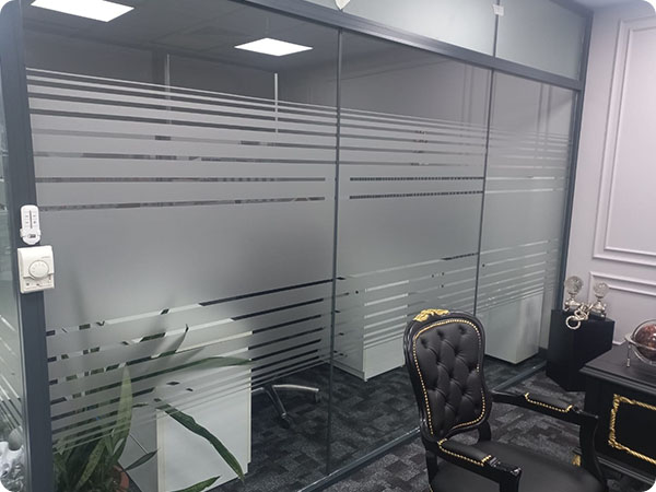 ofis-buzlu-cam-filmleri
